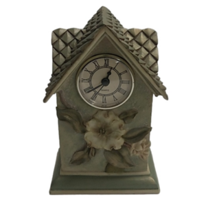 Sankyo clock size 7"t 4 1/2"w 3d light green